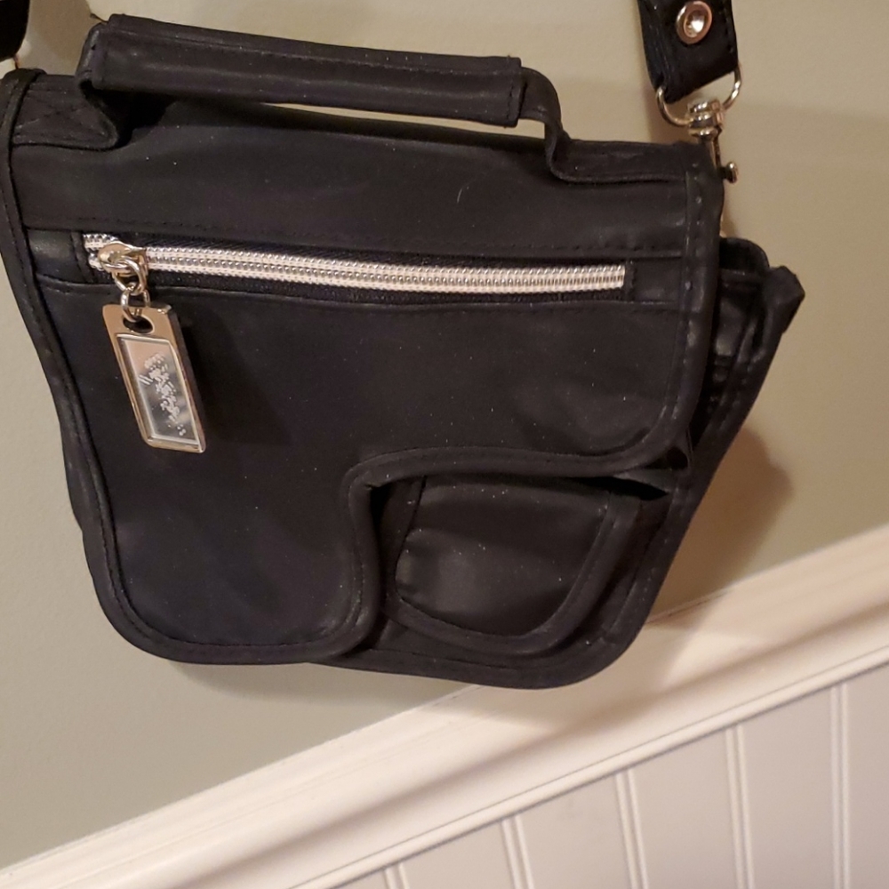 Small shoulder bag